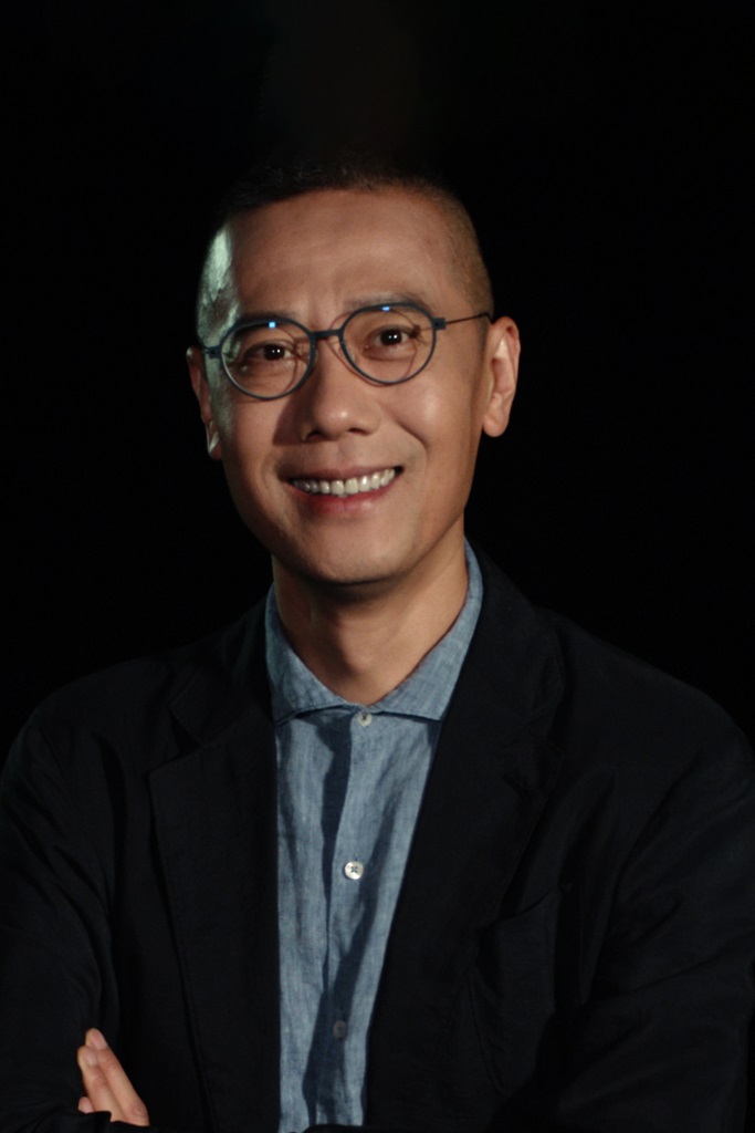 HUANG Weidong