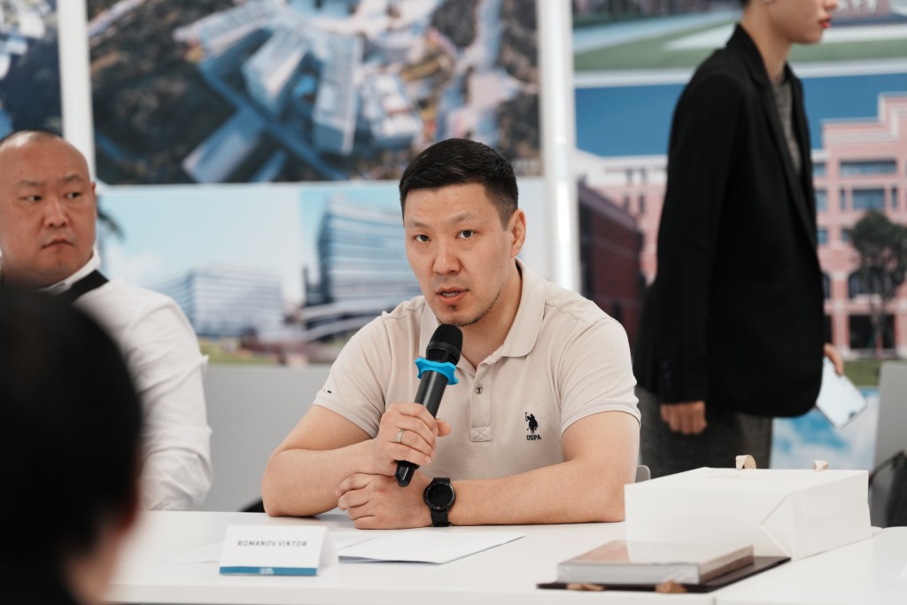 UPDIS Shares Shenzhen Experience with Republic of Sakha, Russia